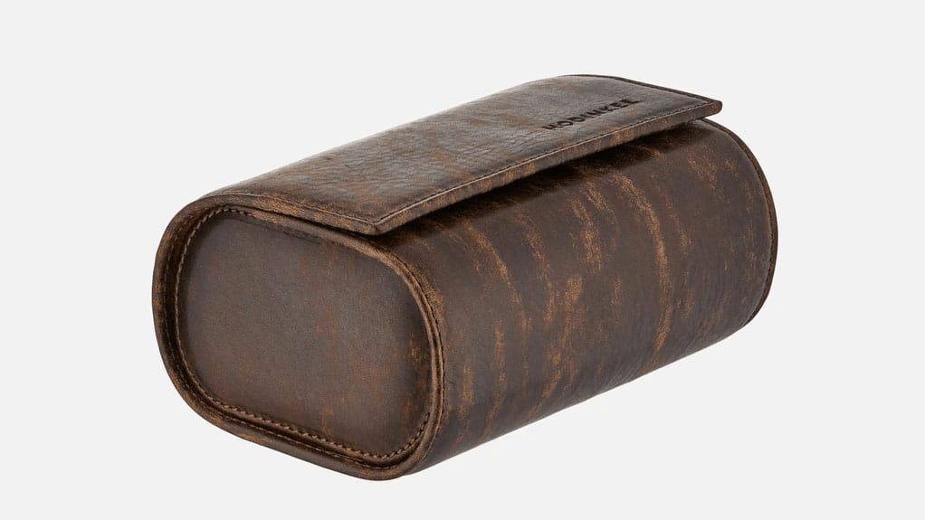 Image of a leather roll