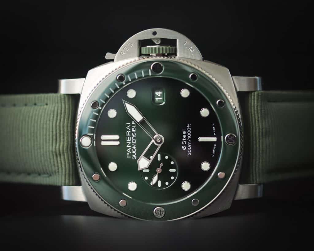 Panerai Submersible Quaranta Quattro eSteel